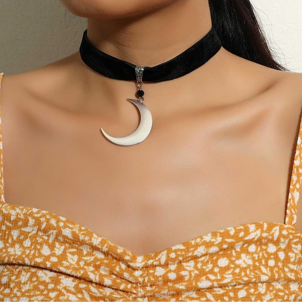 2/$30🌵 Vtg Style Crescent Moon Velvet Choker Silver Celestial Witch Necklace NEW